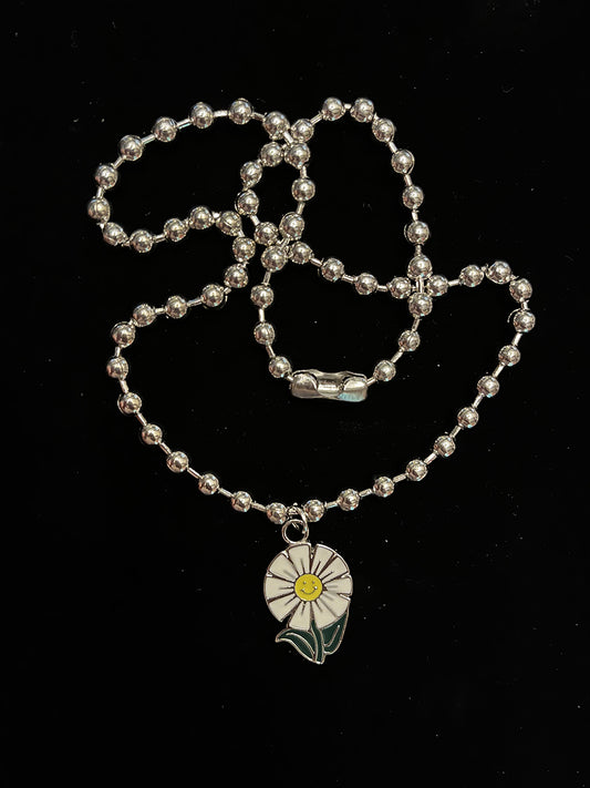 Smiley Flower Necklace